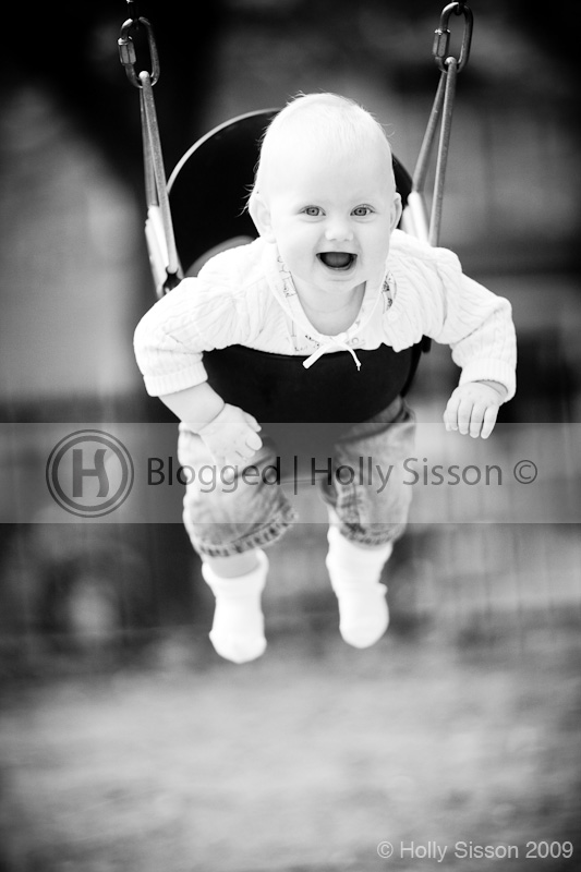 Beautiful_Toddler_on_swing.jpg