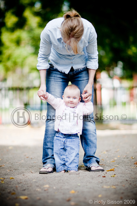 Mom_&_daughter_in_park.jpg